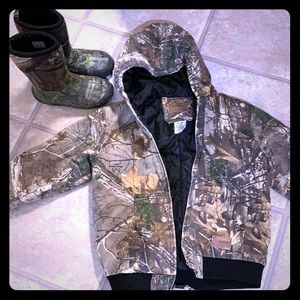 Camo fall-winter Jacket & Bogs winter boots Bundle